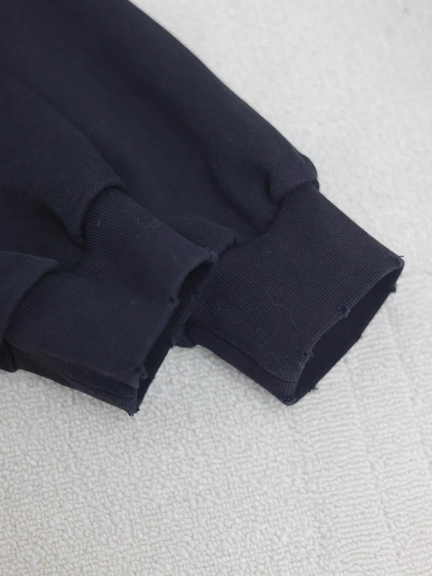 Balenciag*/ BLCG V YB ！ 480g， ， ， ， Gray 。 ， 。 ， ， ， 。 ， ， 。 ， Silver ， Size：S/M/L